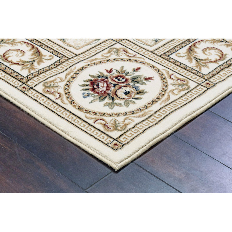 Attell Oriental Indoor Rug, Runner 2'2" x 7'7"