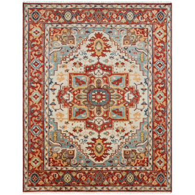 Serapi Heritage Hand-Knotted Wool Medallion Area Rug in Red