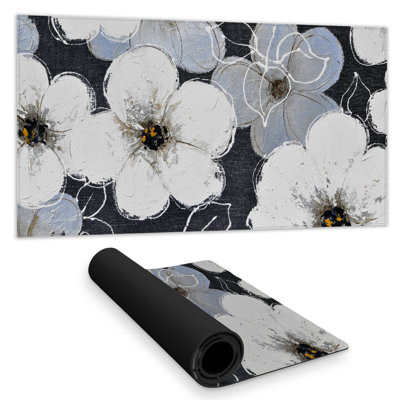 White flowers with leaves outlines - 15.75"x31.50" Desk mat
