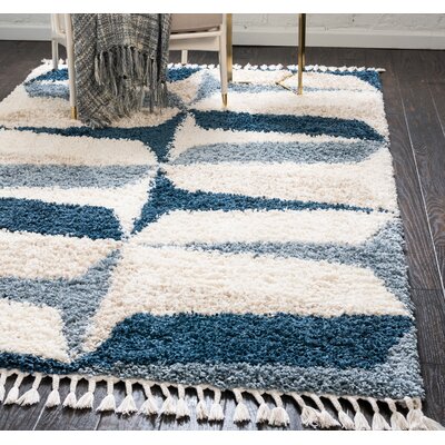 Wade Logan® Mitzy Geometric Rug & Reviews | Wayfair