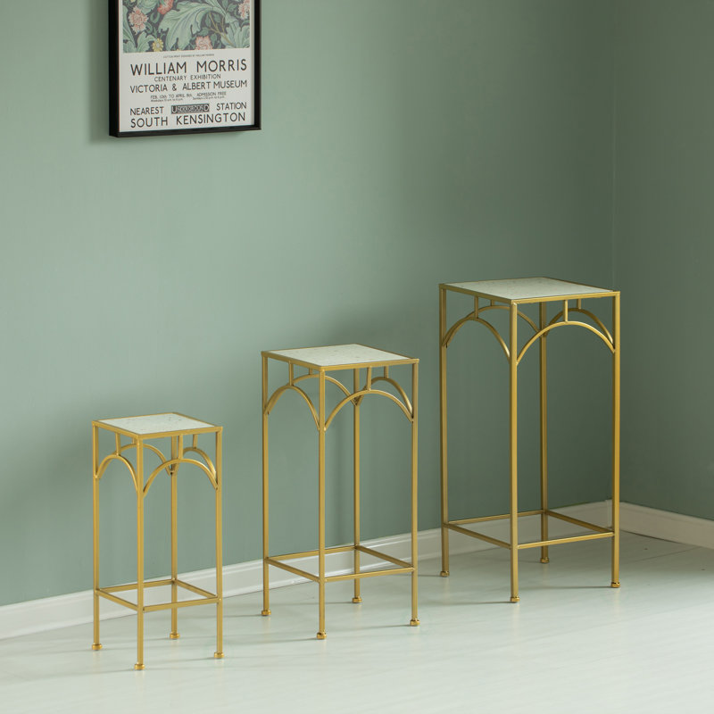 Table d'appoint décorative avec plateau décoratif décoratif en métal doré, plateau moderne en marbre blanc, ensemble de 3