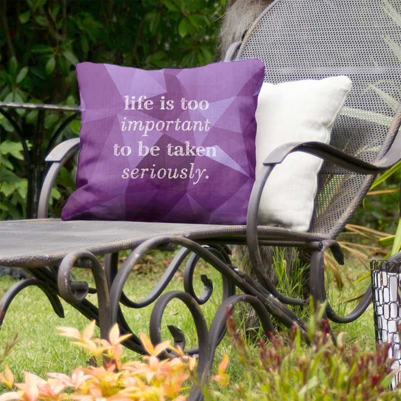 Coussin décoratif intérieur / extérieur Life and Levity, 20 po x 20 po, Améthyste