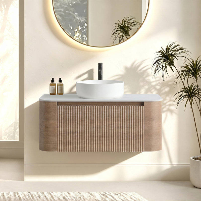 Meuble-lavabo de 36 po avec lavabo Erba, armoire murale en chêne blanc avec porte-serviettes gratuit, conception simple de lavabo en céramique blanche, sans drain et robinet, pré-assemblé