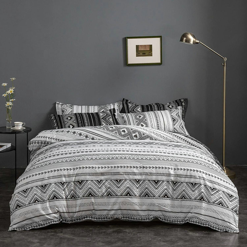 Lekesky Polyester Hand Tufted Striped Duvet Cover, Full / Double Duvet Cover + 2 King Shams