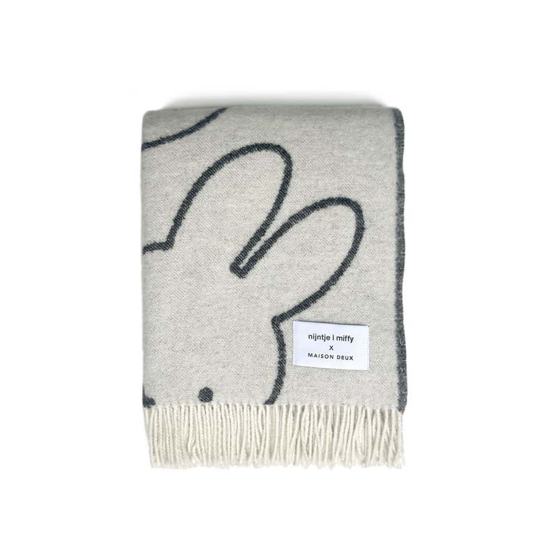 Throw Blanket, White/Black