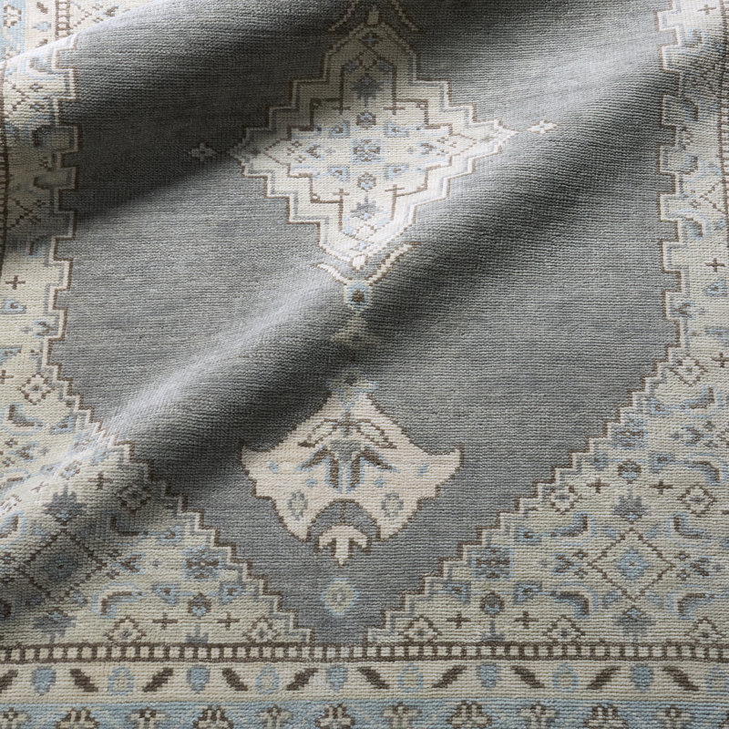 Jaipur Living Farwell Handknotted Medallion Blue Ivory Area Rug, Rectangle 6' x 9'