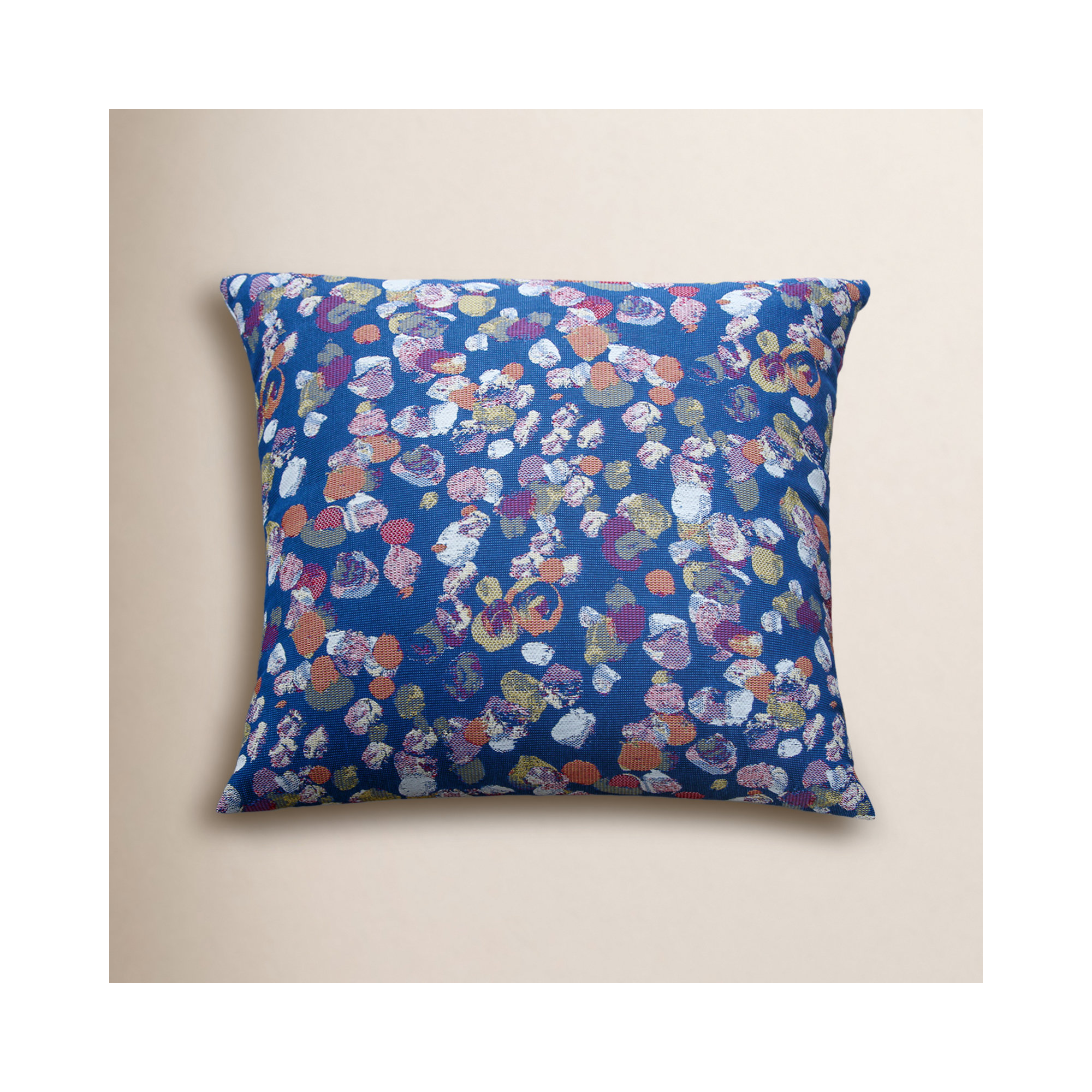 Thisbe Pillow, 20"H x 20"W