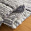 Tapis abstrait en laine / coton tissé à la main Laniyia en gris / ivoire-818499518