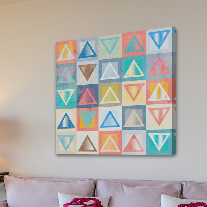 Pastel triangles - impression sur toile tendue, H 18 po x l 18 po x P 1,5 po