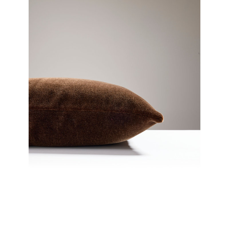 MAKALU MOHAIR PILLOW, Bitter Chocolate