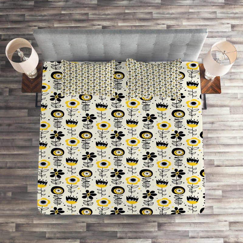 Coverlet, Yellow Floral, King Bedspread + 2 Shams