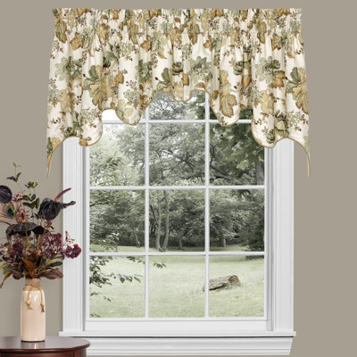 Pontoise Floral Scalloped Swag Window Valance