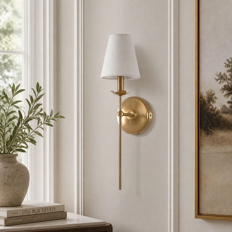 Applique murale moderne de style transitionnel à une lumière avec abat-jour en tissu, Brushed Gold