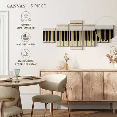 Vieux piano blanc