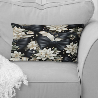 Coussin Tuxedo Tidings