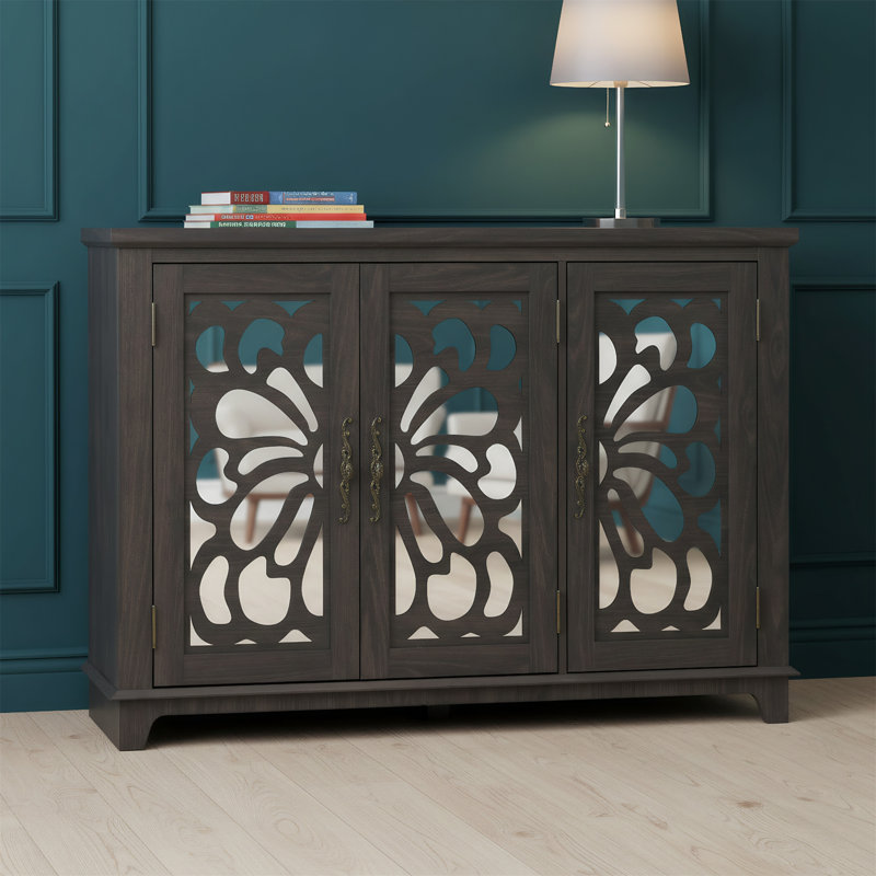 Buffet de 49,33 pouces avec trois portes en miroir et des tablettes réglables, convenant aux salons, chambres à coucher, salles à manger et cuisines.