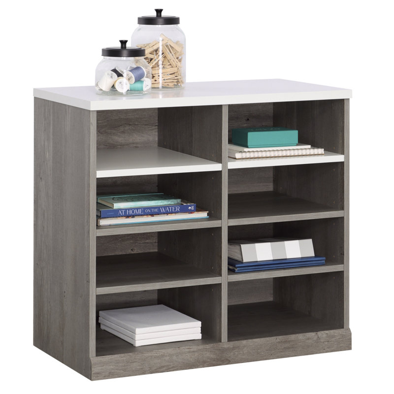 Armoire de rangement ouverte, finition brune