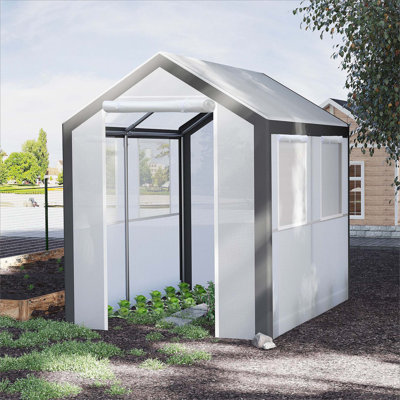 Serre de 8 pi x 6 pi x 7 pi Outsunny, maison chaude pour l'extérieur avec 4 fenêtres à enroulement, 2 portes à fermeture à glissière et housse de protection contre les intempéries