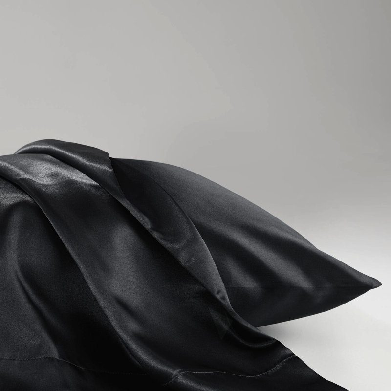 7 Pcs Split King Luxury Black Satin Sheet , Soft To Touch, - Frizz, , 1 Flat Sheet, 2 Fitted Sheets, 4 Pillowcases And Silky,