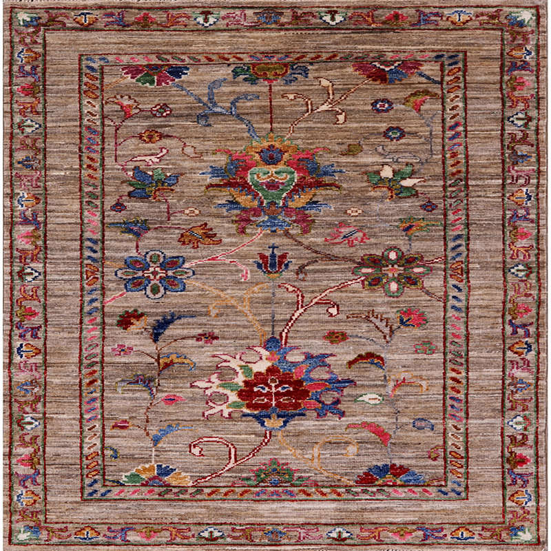 Tapis brun à motif oriental, Carré 7 pi