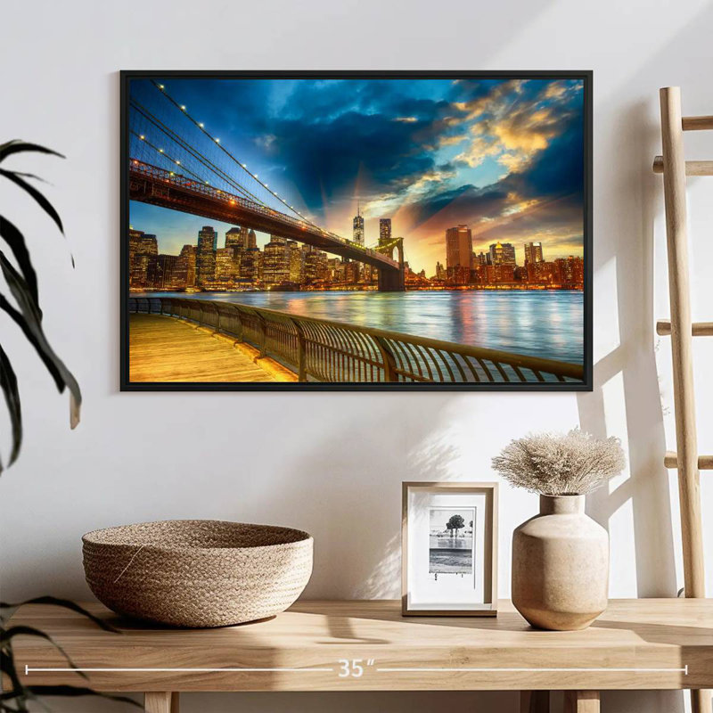 Spectaculaire coucher de soleil à Manhattan, 25 po x 17 po, Cadre flottant noir