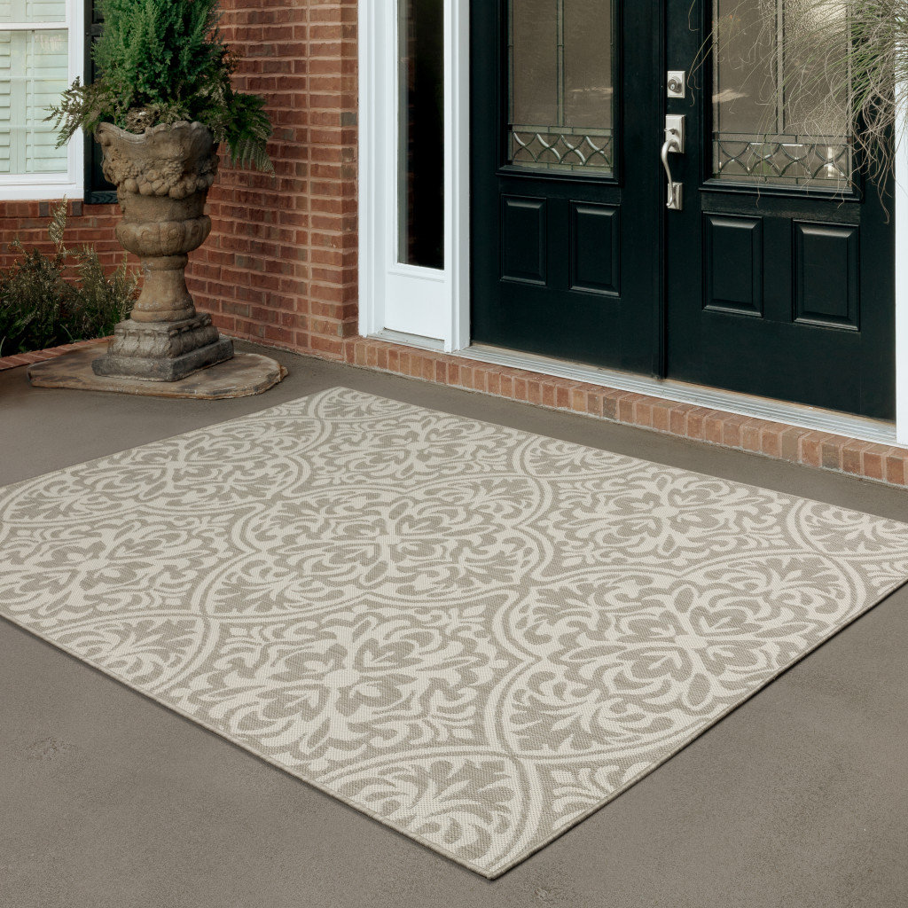 Andover Mills™ Anne Damask Gray/Ivory Indoor / Outdoor Area Rug ...