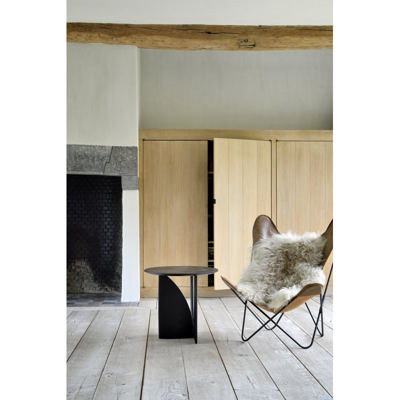 Geometric Solid Wood End Table, Black