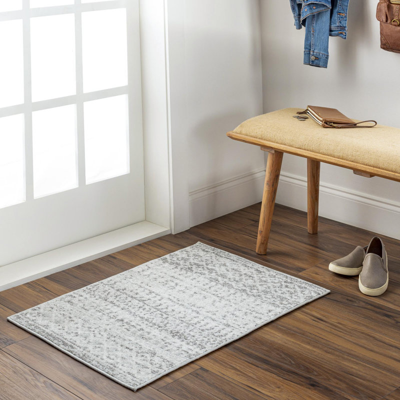 Warkentin Geometric Indoor Rug, Rectangle 2' x 3'