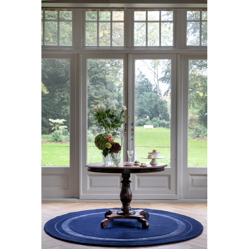 Hand Tufted Wool Area Rug in Blue, Round 6'7"