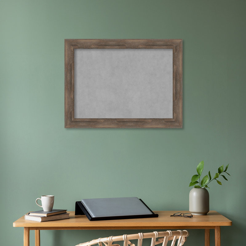 Tableau magnétique encadré en bois dur moka, H 25 po x l 33 po