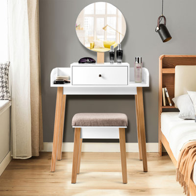 Cuomhouse Dressing Table