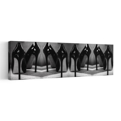 Talons noirs élégants, art moderne classique élégant