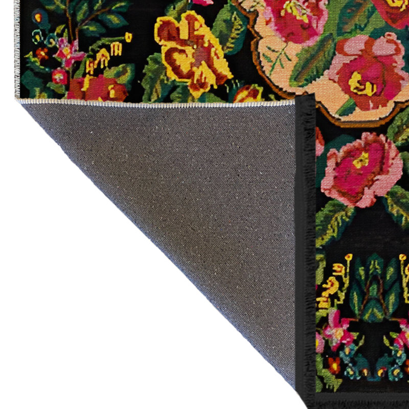 Tapis décoratif à motif de roses noires et roses, Rectangle 4 pi 7,12 po x 6 pi 6,74 po
