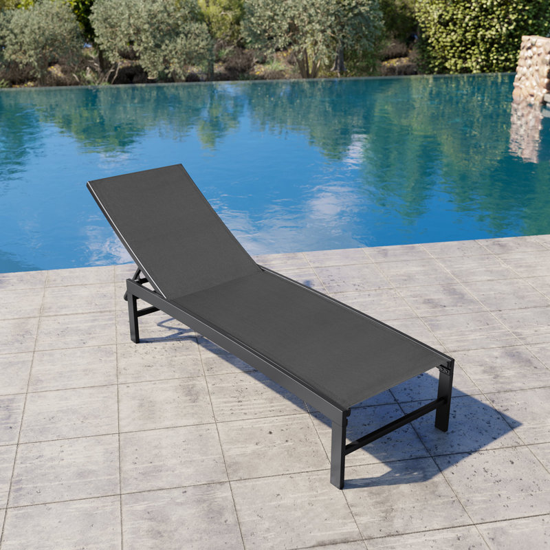 Chaise longue de patio inclinable en métal, Noir