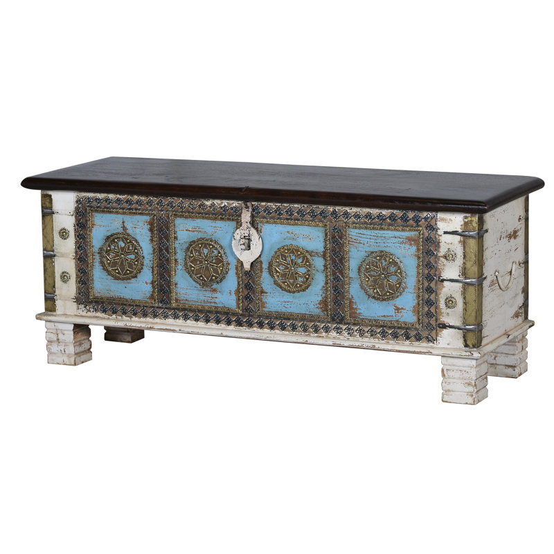 Loch Solid Wood Accent Trunk