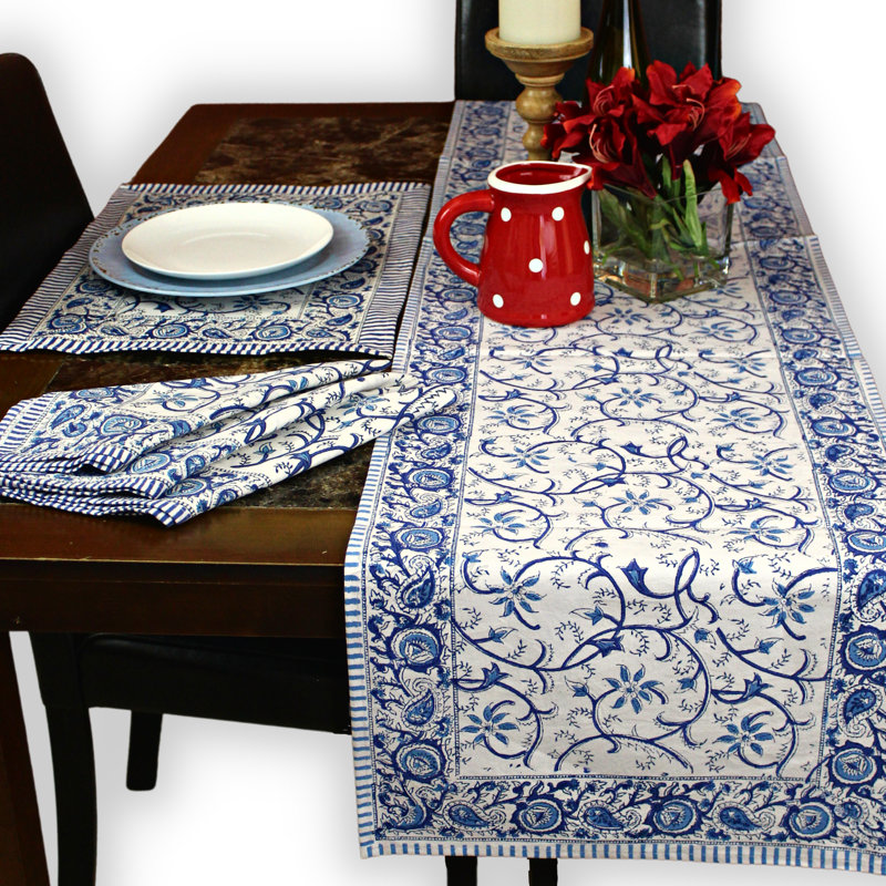 Chemin de table Floral