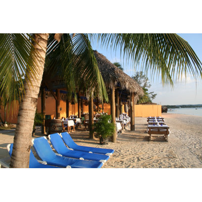 Caribbean Beach Resort par Jmaehl - Photographie sur toile tendue