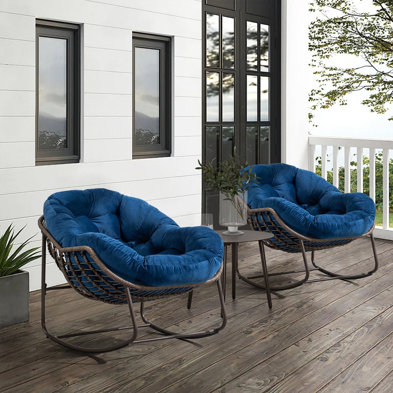 Chaise berçante d'extérieur en rotin, Marine