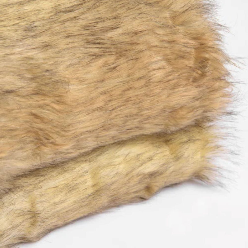 Couverture en fausse fourrure pour animaux de compagnie, L 58 po x l 36 po, Platine