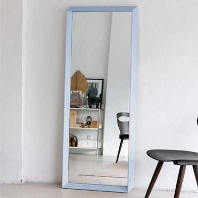 Miroir pleine grandeur mural moderne de couleur minimaliste
