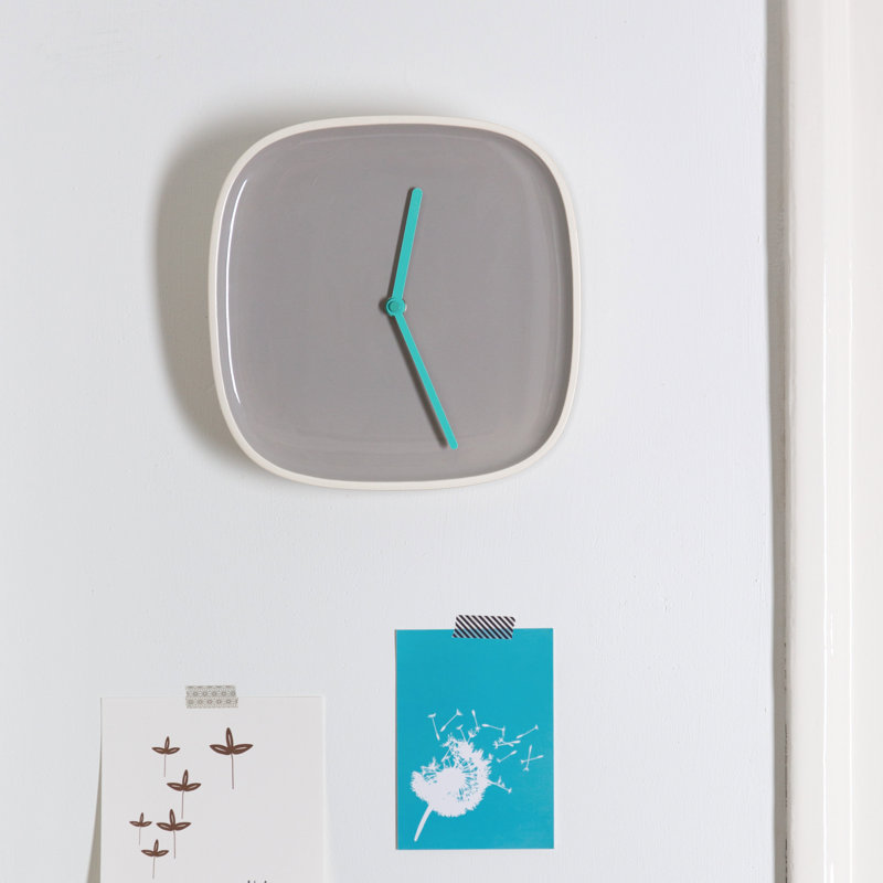 Metal Wall Clock, White / Grey