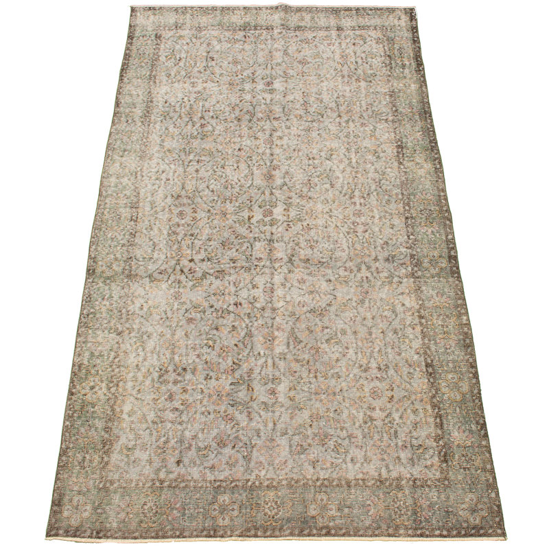 Tapis de la surface en laine 5 pi 5 po x 10 pi "one-of-kind" -the main noué la 1980 Bevin