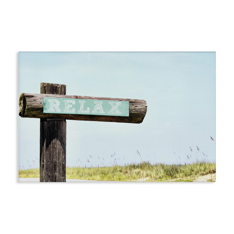 «Relax Sign on Beach» par Gail Peck, H 30 po x l 45 po