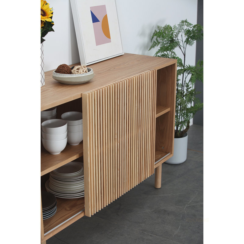 Buffet polyvalent avec plusieurs armoires, fonction anti-basculement et comptoir spacieux pour l'organisation à la maison