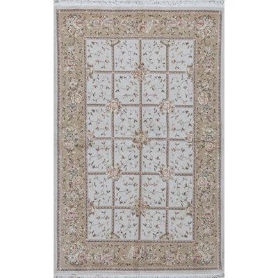 Tapis beige et doré de haute qualité noué à la main