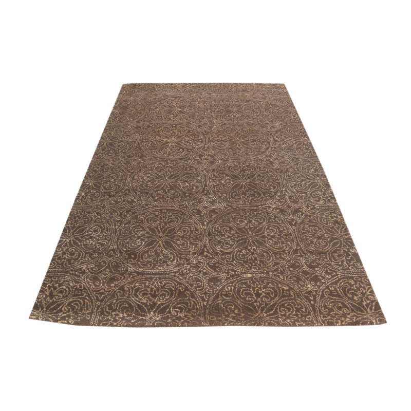 Tapis brun foncé 5 x 8 Pineland
