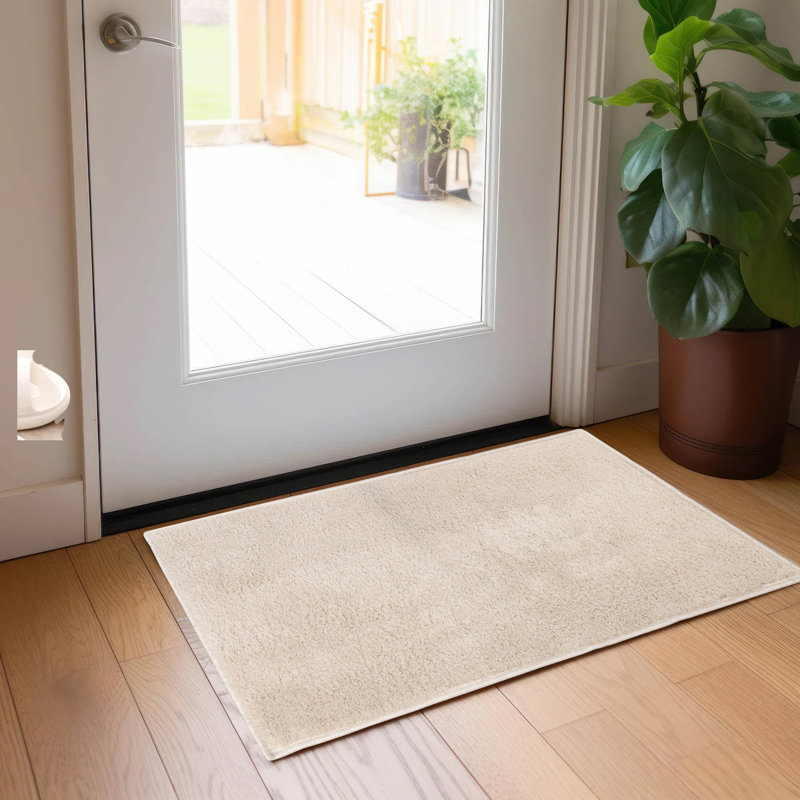 Helston California Shag Solid Polyester Non-Slip Indoor Area Rug With Foam Backing, Rectangle 4' x 6'