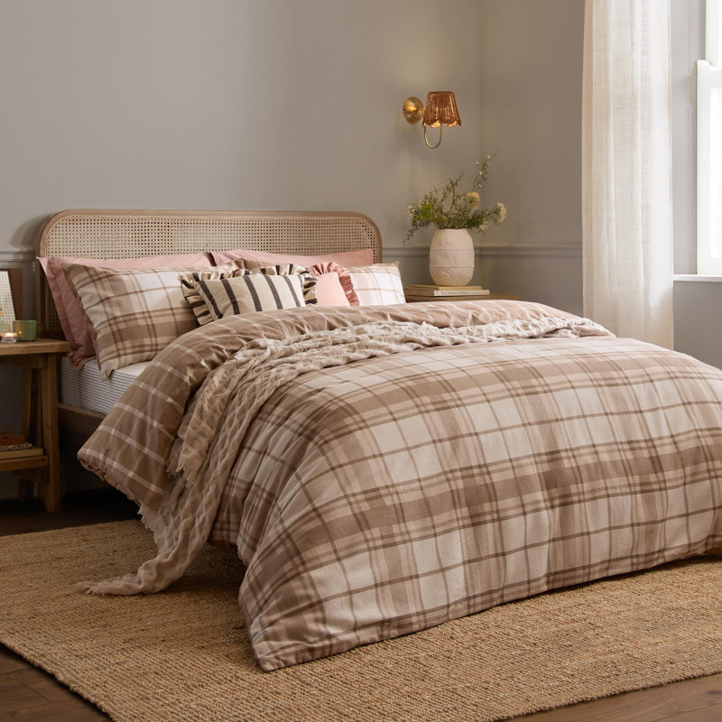 Braemar Check Cotton Chequered Duvet Cover Set, Double Bed (200x220cm)Duvet Cover + 2 Pillowcases, Pink; Green Chequered