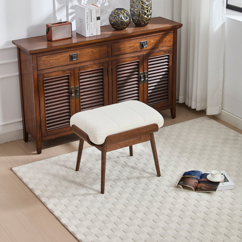 Banc d'entrée classique et minimaliste en tissu avec cadre en bois et banc de bout pour le salon de la chambre à coucher