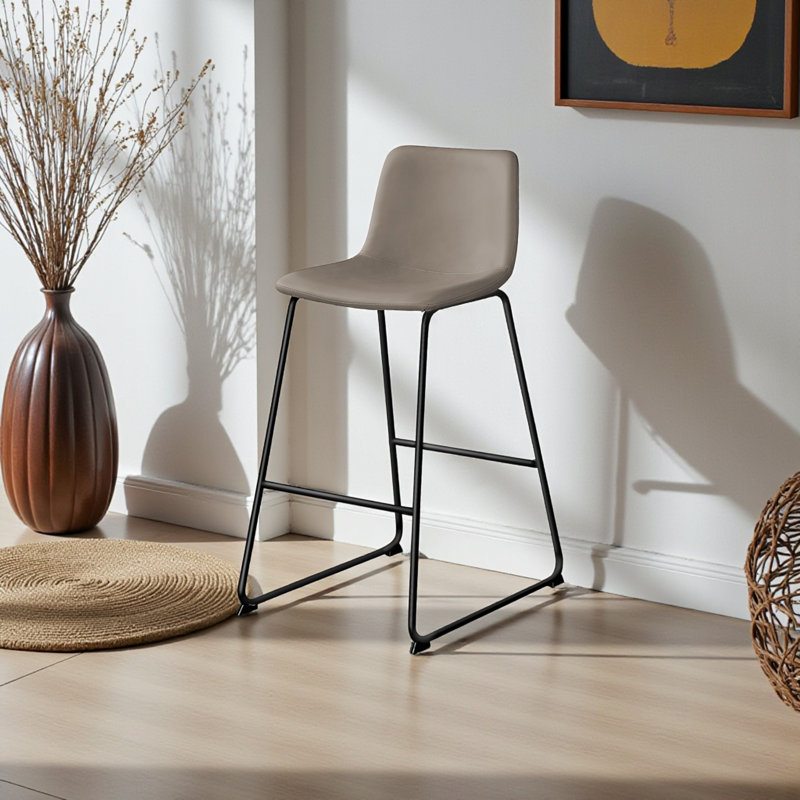 Chaise de bureau Hansel en polyuréthane / métal crème, H 39,45 po x l 17,77 po x P 21,71 po, Crème, crème